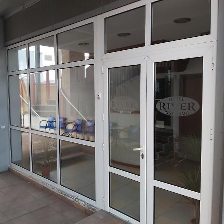 Hotel River Târgu Jiu 외부 사진