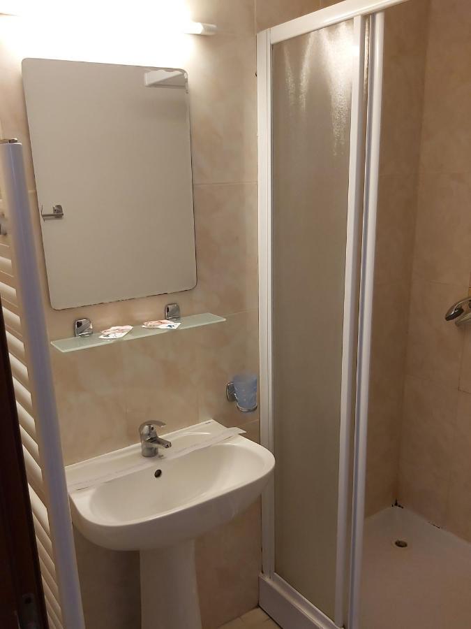 Hotel River Târgu Jiu 외부 사진