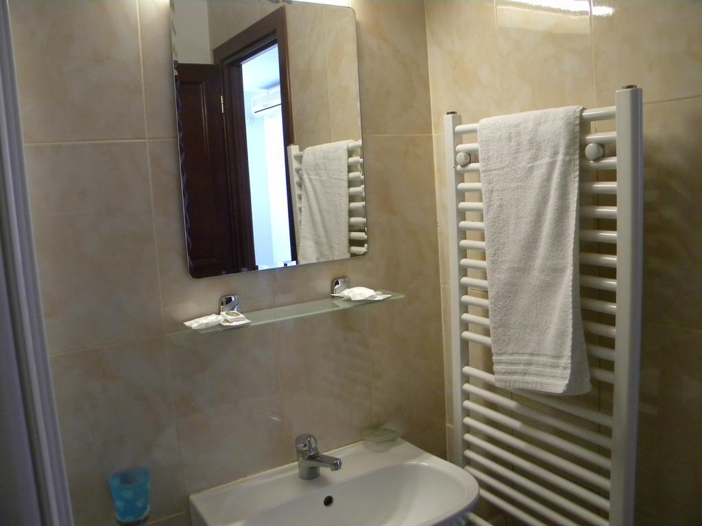 Hotel River Târgu Jiu 객실 사진